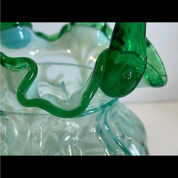 FENTON GLASS BASKET RARE - Picture 3 of 8